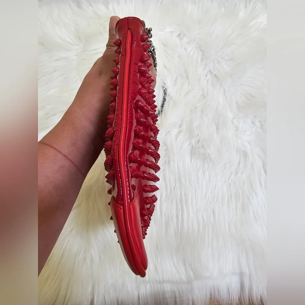 CHRISTIAN LOUBOUTIN Red Patent Leather Loubiposh Spiked Clutch Bag - Picture 5 of 17